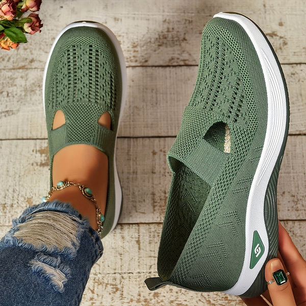 Elara™ | Lightweight orthopedic slip-ons