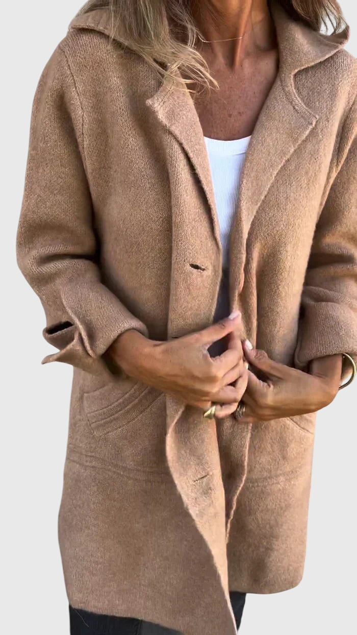Aravelle™ | Tailored Blazer with Buttoned Elegance